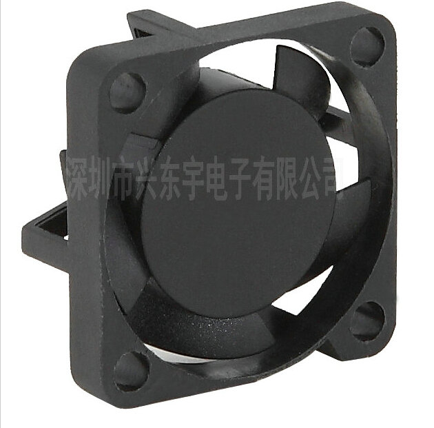 電腦散熱風扇批發廠家讓您的電腦‘安分守已’