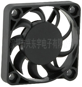 安防設備散熱風扇成衛(wèi)士