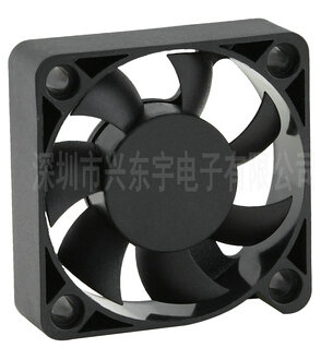 舞臺燈光散熱風扇賜予一個完好的表演環境